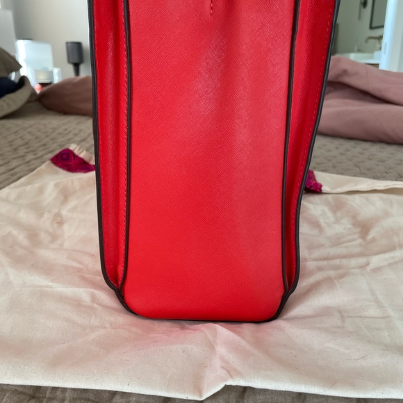 Tory Burch Robinson Large Satchel Tote - Picture 9 of 13